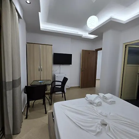 Solmare 3* Sarandë