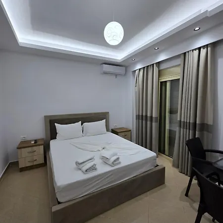 Solmare Sarandë